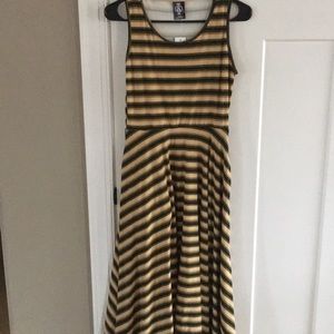 Agnes & Dora Angelou Dress XS Has Pockets